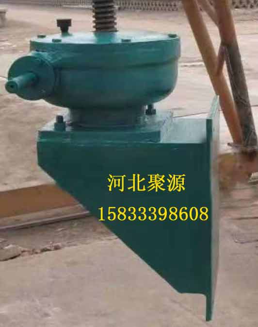 斜拉式螺杆启闭机